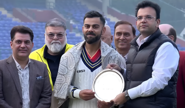 Virat Kohli was felicitated by DDCA officials.